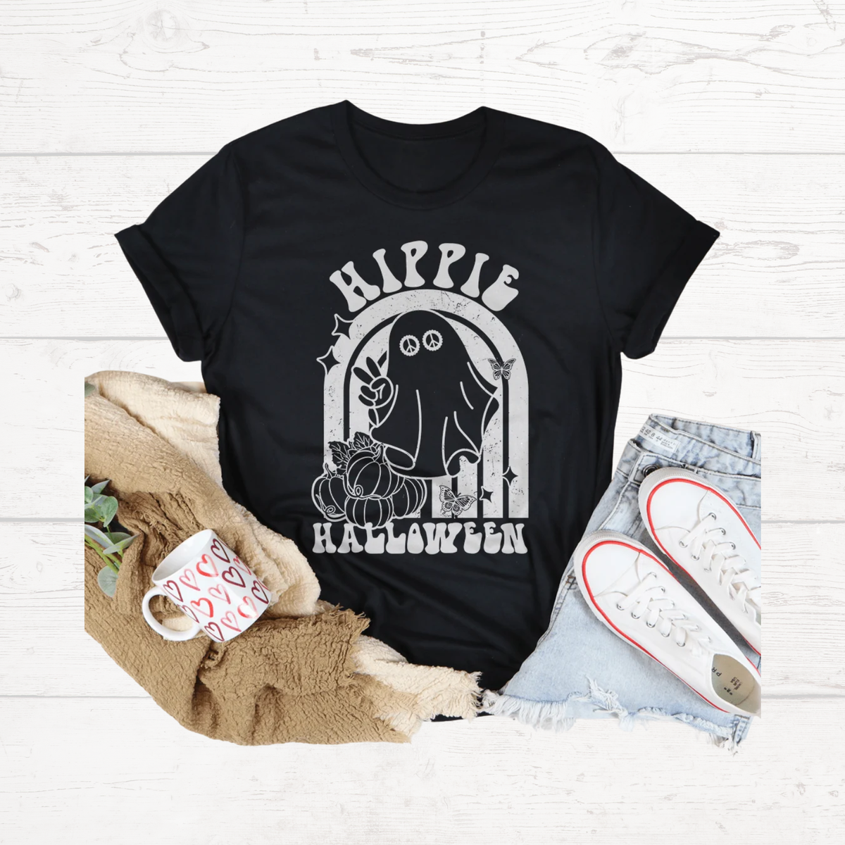 Black Halloween graphic T-shirt with Hippie Halloween arch cat face print